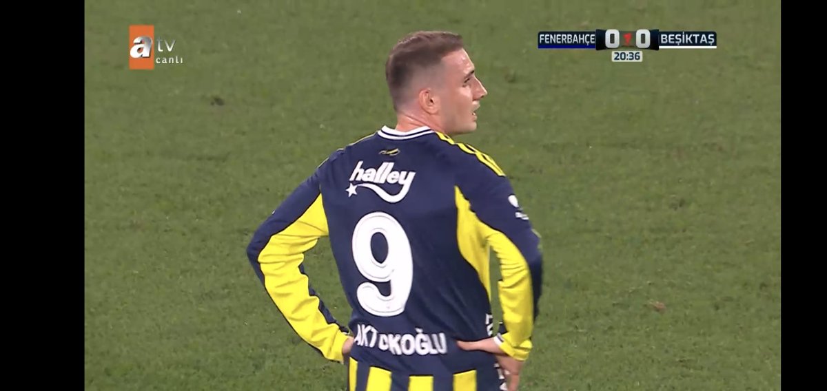 Kereme %27lik asgari ücret zammı yapılmasın. Eski fiyattan almaya devam etsin haketmiyor.
#FenerinMaçıVar Fenerbahçe-Beşiktaş