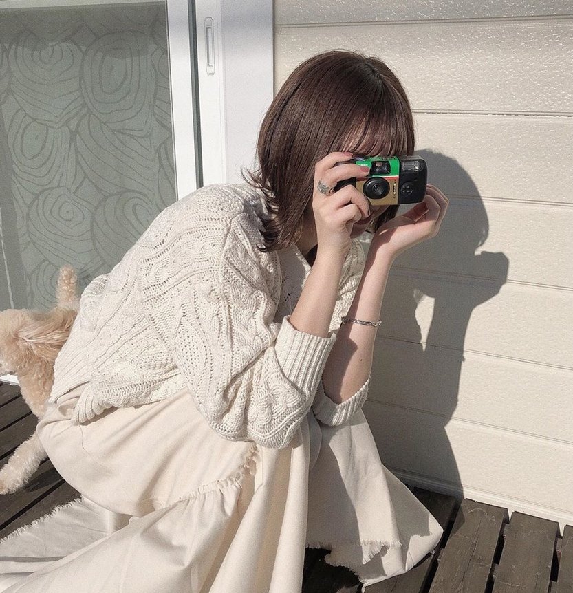 cingkolet's tweet image. おはよ〜今日もがんばろ 静かに過ごしたい。本屋さん寄りたい📚。寝不足かも😴 🌙 🦟