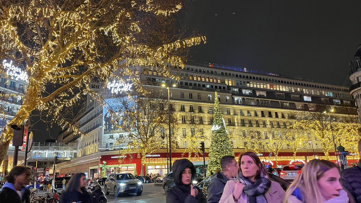 tsawerrandom4's tweet image. N🙈