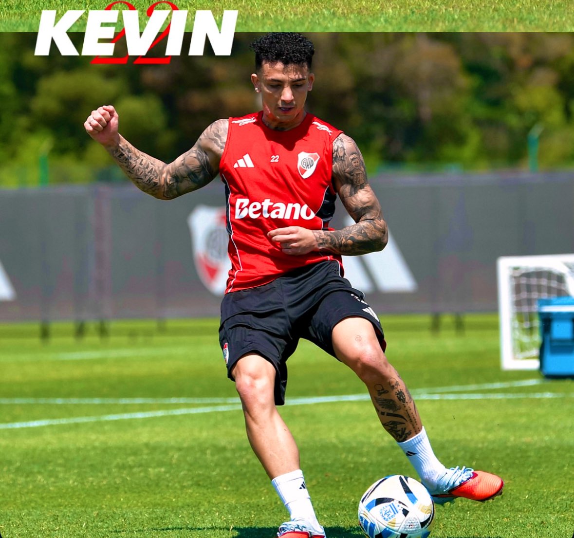 SoldadodeKevin's tweet image. Focus 2️⃣2️⃣