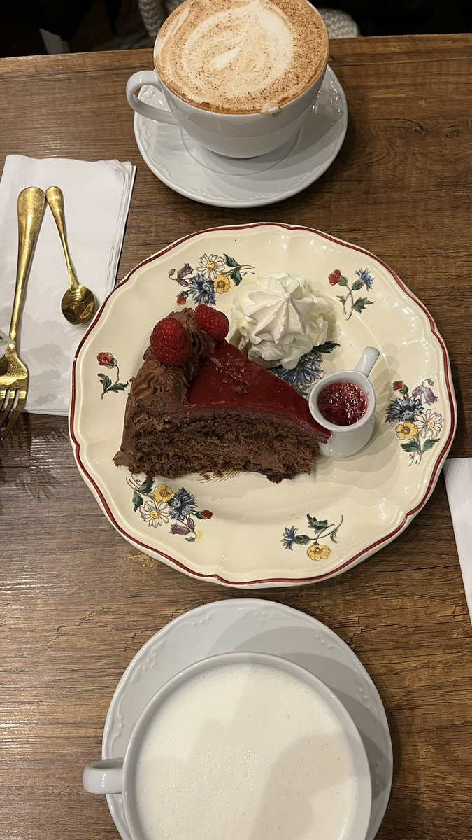 tsawerrandom4's tweet image. N🦩