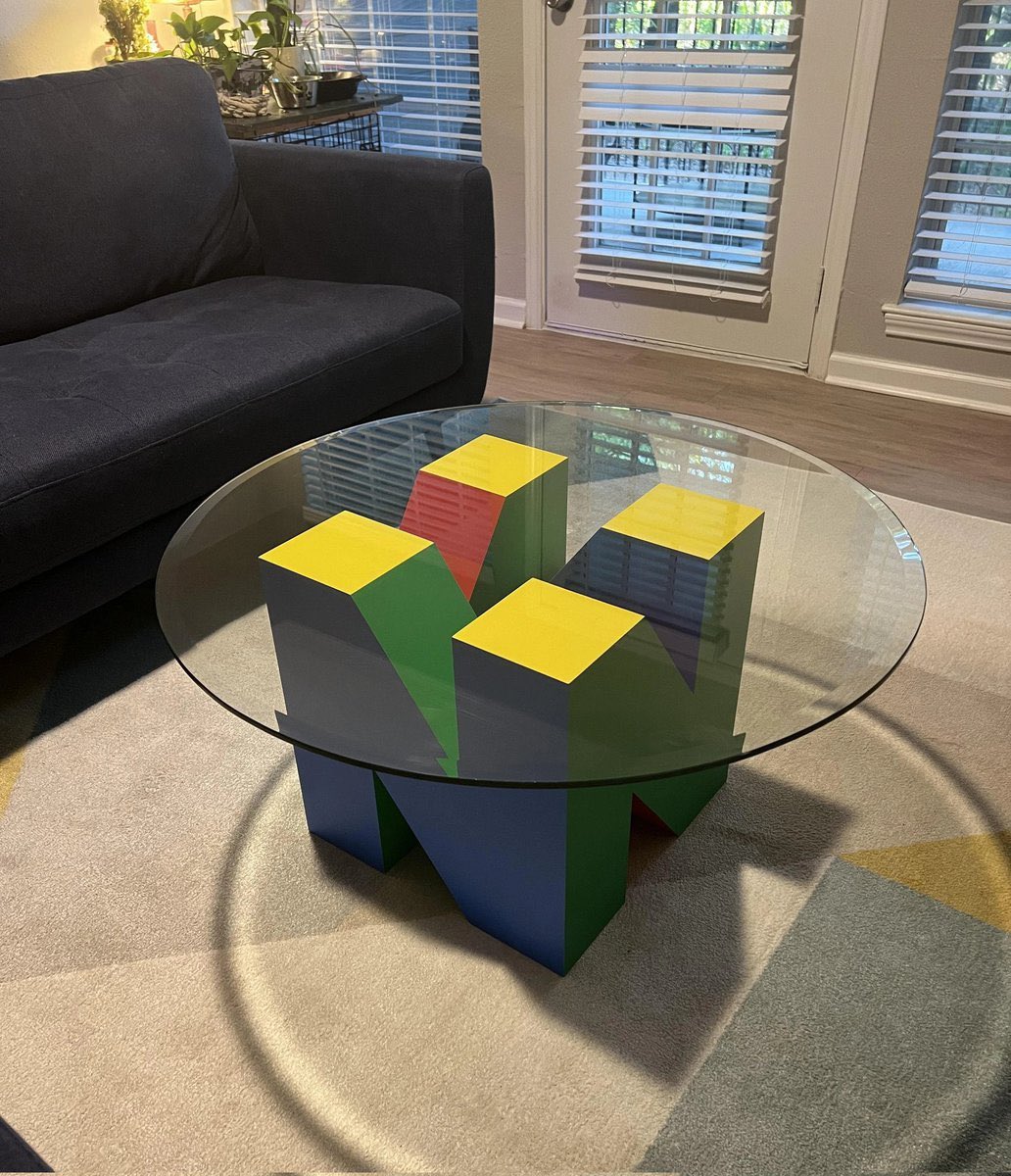 SuperSisi's tweet image. Best coffee table