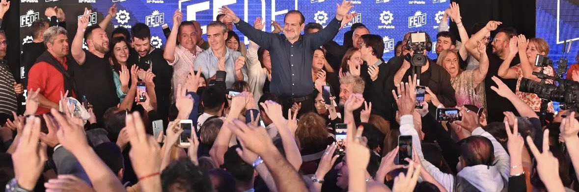 marianela_romay's tweet image. Que el gobierno de Susbielles concentre cargos de primera línea en “14” funcionarios que son pareja es un papelón.

Noticias como estas no hacen más que profundizar el enojo
de una sociedad que ya viene muy enojada con esta gestión. 

Y no estamos hablando de la vida privada de…