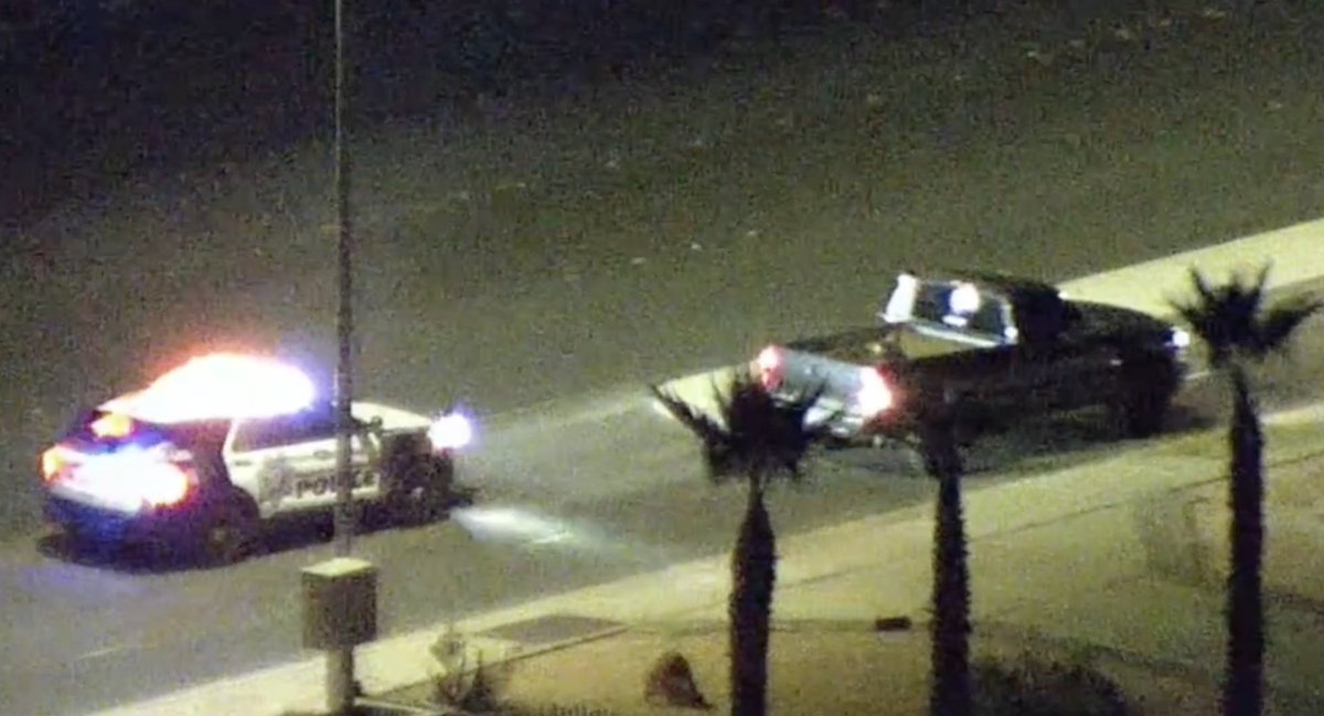 LVMPD Dispatch tweet media