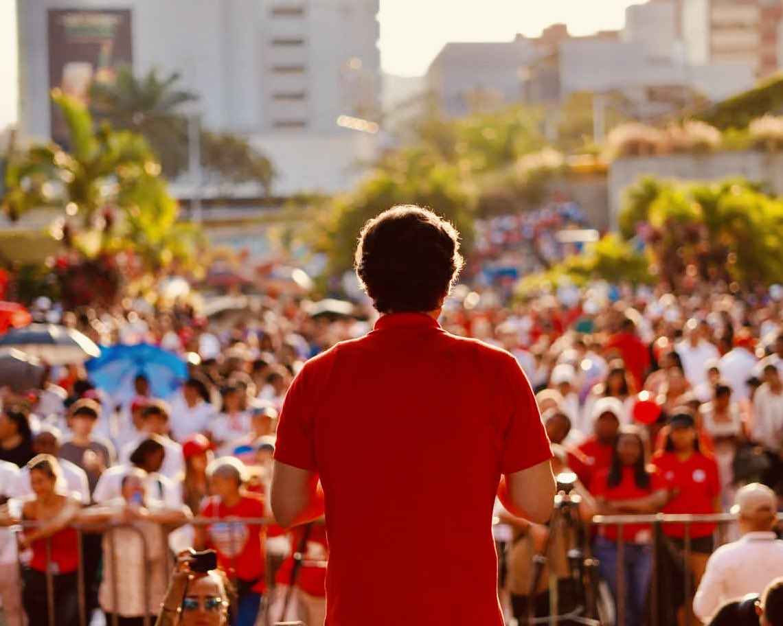 <a href="/juanmanuelgalan/">Juan Manuel Galán</a> Esta pesadilla debe terminar el próximo 7 de agosto.
Confiamos plenamente en que, de la mano del liderazgo del doctor <a href="/juanmanuelgalan/">Juan Manuel Galán</a> , Colombia pase de la Paz Total a la Seguridad Total: presencia real del Estado en los territorios, reestructuración de la inteligencia y todo el