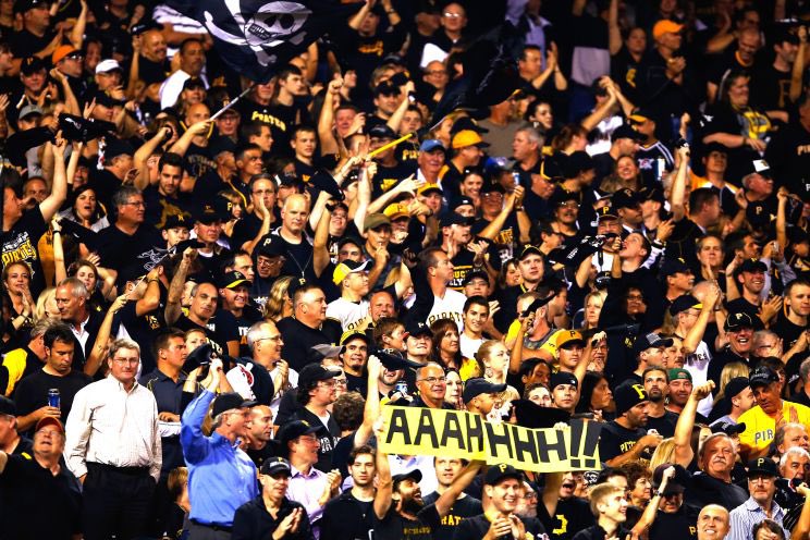 Pirates247's tweet image. Pirates 2026 WS Game 1 Lineup:

SS Konnor Griffin 
2B Brandon Lowe
RF Bryan Reynolds
3B Eugenio Suarez
DH Ryan O’Hearn
CF Oneil Cruz
1B Spencer Horwitz
LF Jake Mangum
C Henry Davis

SP Paul Skenes

#LetsGoBucs🏴‍☠️