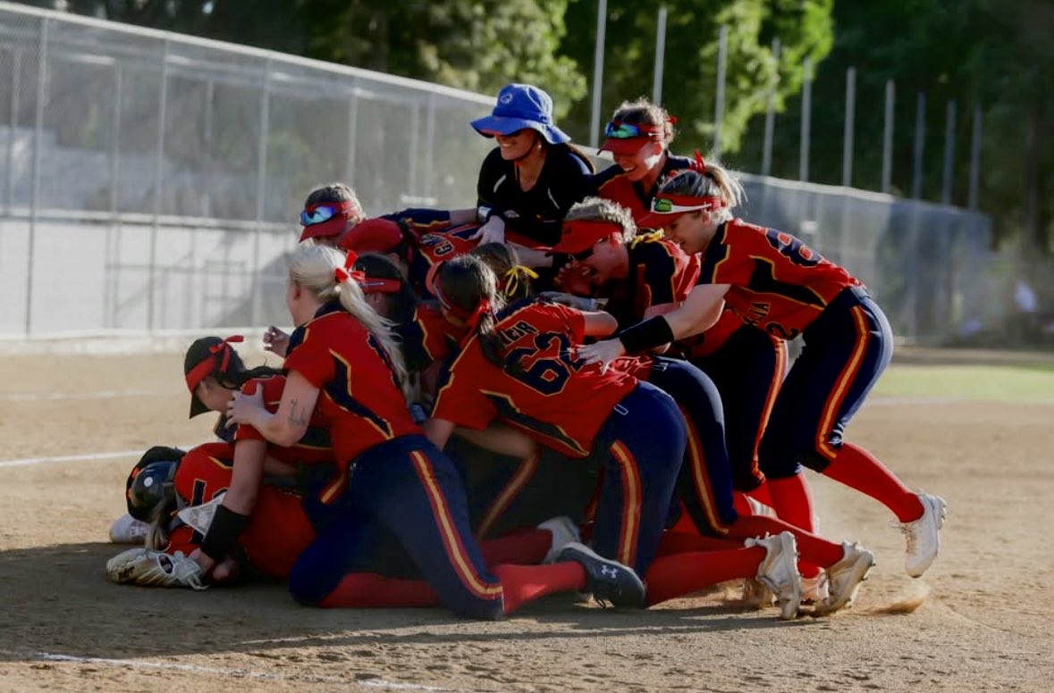 Bringin home gold for christmas 🎄 #nattychamps