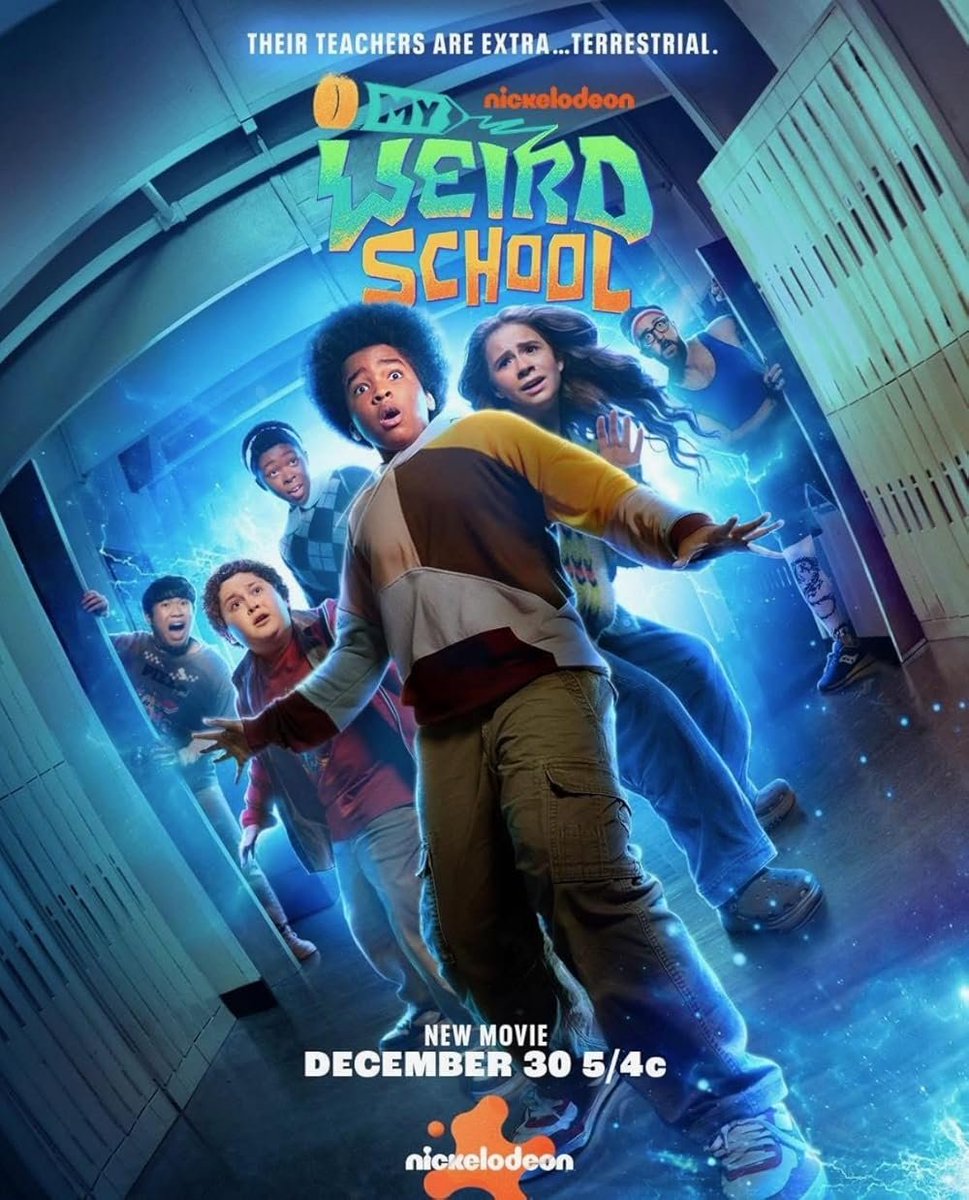 KreekCraft's tweet image. HUGE ANNOUNCEMENT 😭❤️

I am starring in Nickelodeon's new movie called My Weird School.

I am officially in a movie.
I am officially an actor.

It comes out on Paramount+ and Nickelodeon December 30th.