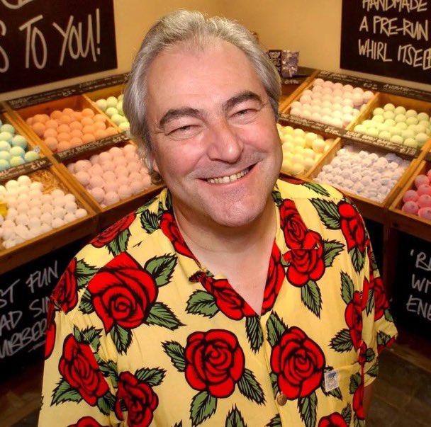 Lush co-founder says customers who oppose his brands pro-Palestine activism should not shop at his stores. 

“You shouldn’t come into my shop.”

Ok then not a problem! 👏

BOYCOTT LUSH 🛑