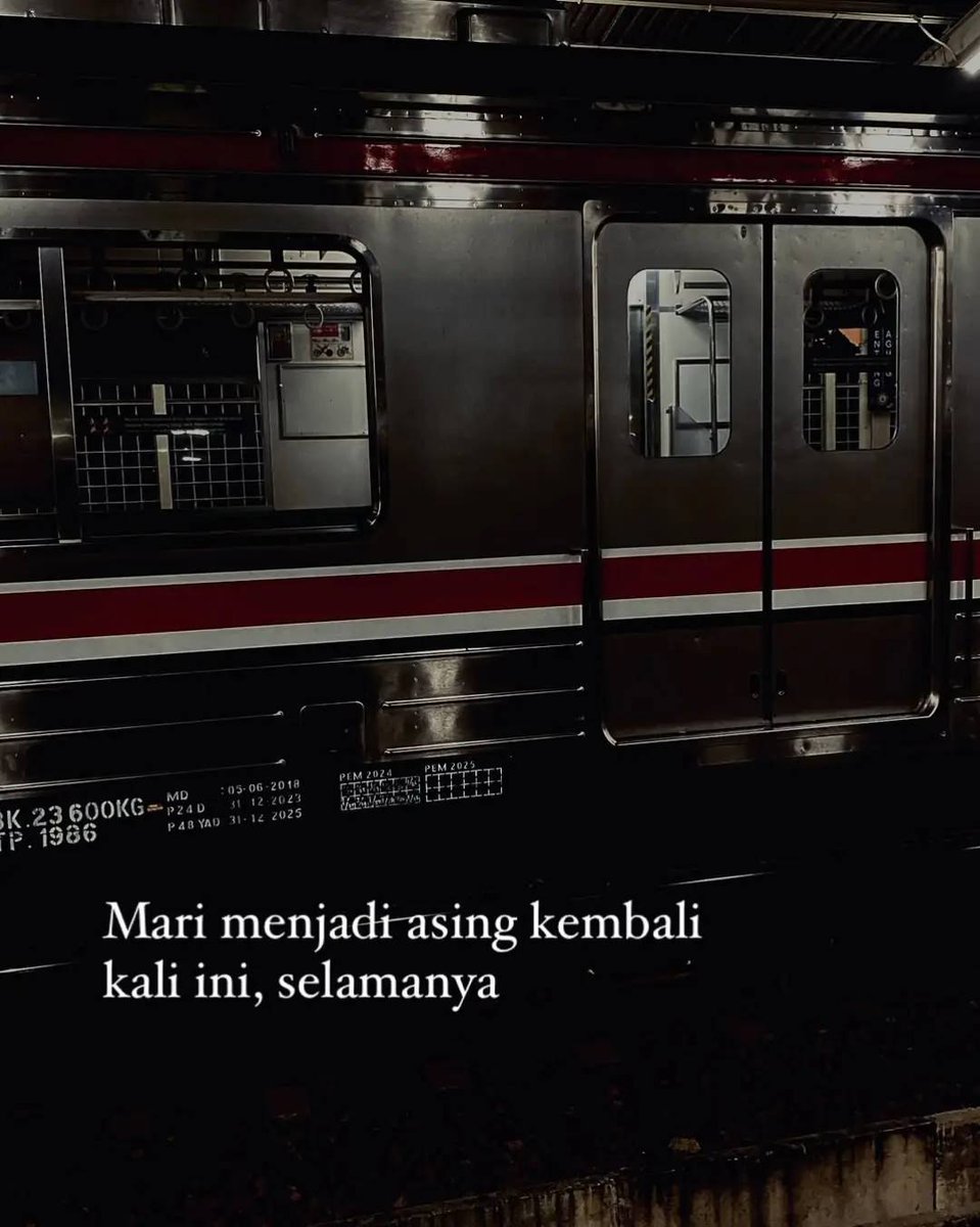 banyaklukanyaa's tweet image. 🙂