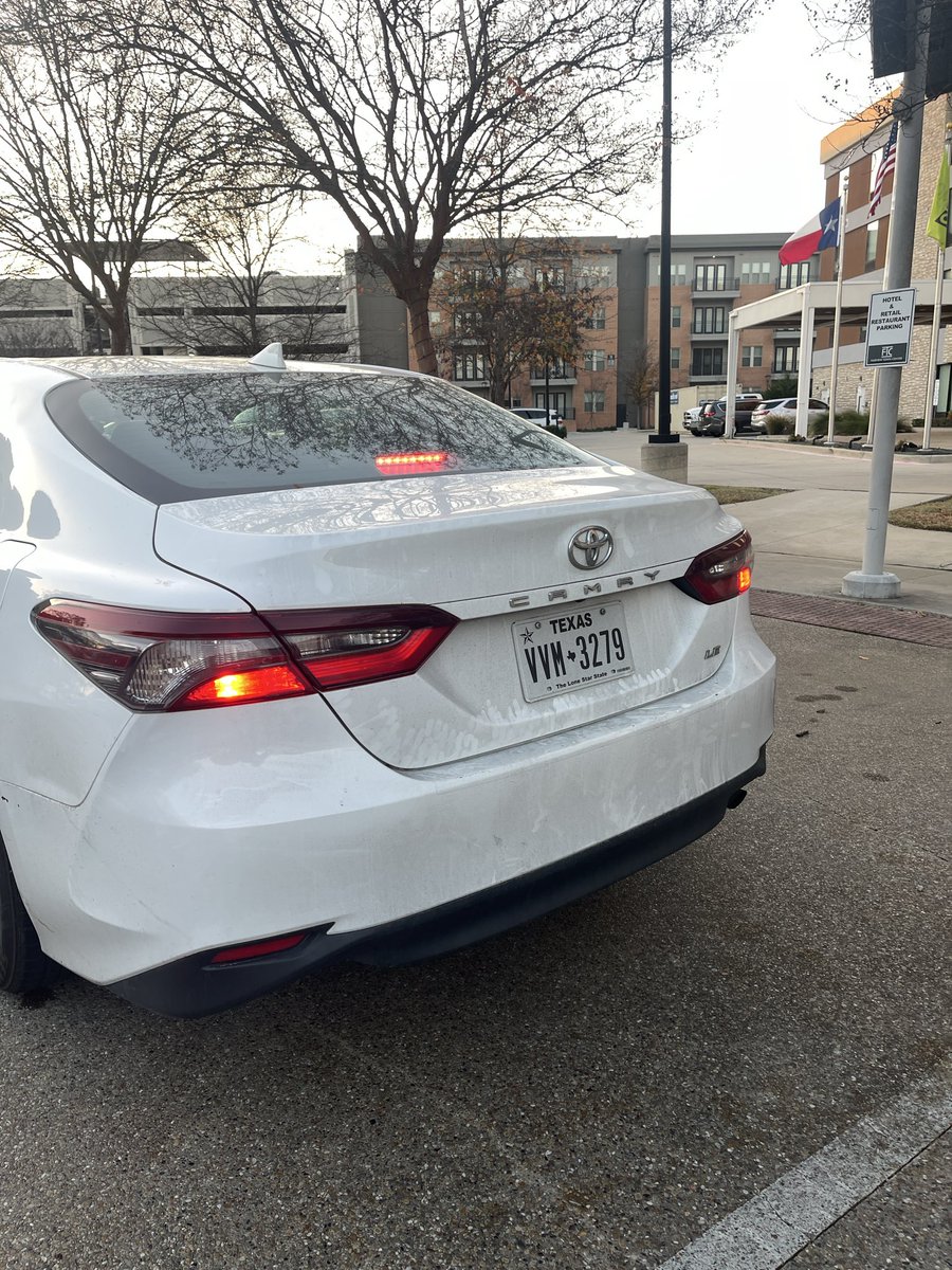 RheaGayle's tweet photo. @Uber whoever is your driver with this number plate needs to be investigated! Very aggressive and very rude! Came to pick me up to the cancel in my face and just drive off when I tried to get in https://t.co/QAhtAHUreo