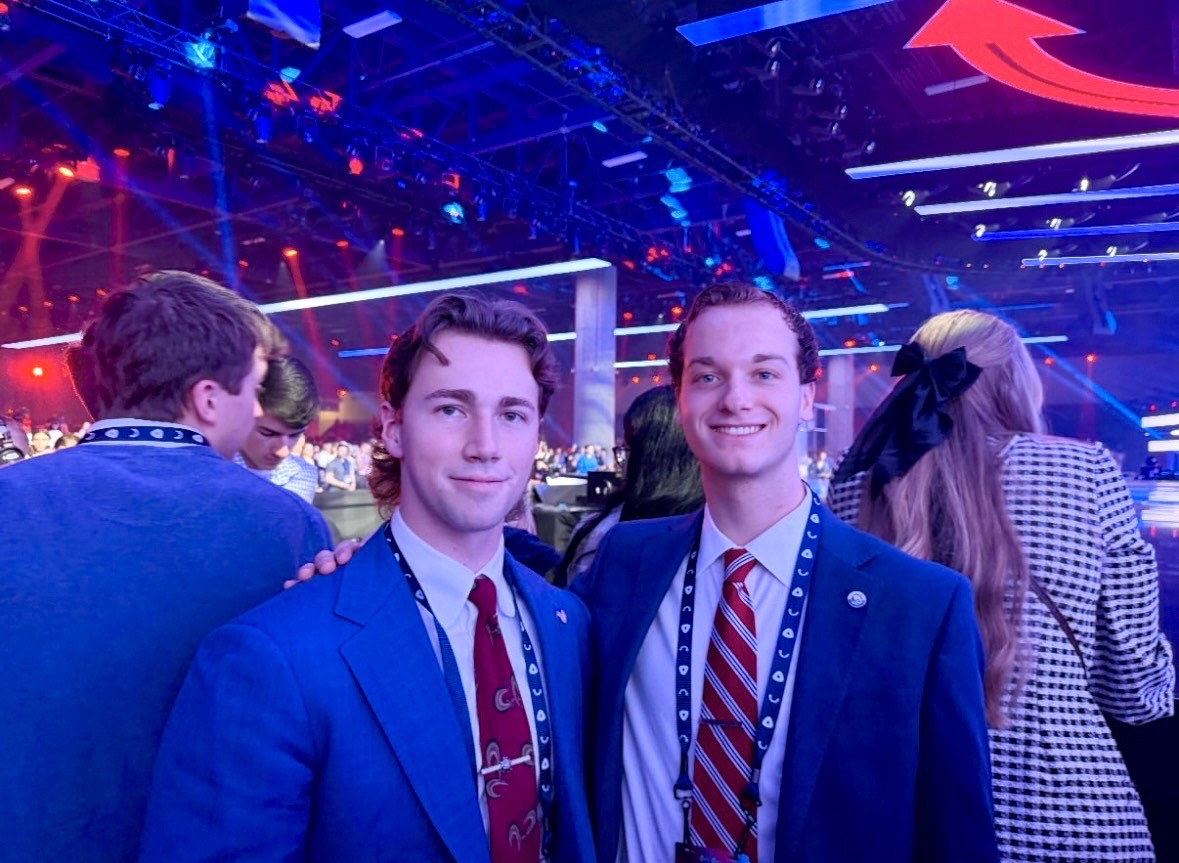 rileybeesley's tweet image. Highlight of AMFEST was spending time with these two studs. FIGHT FOR AMERICA!