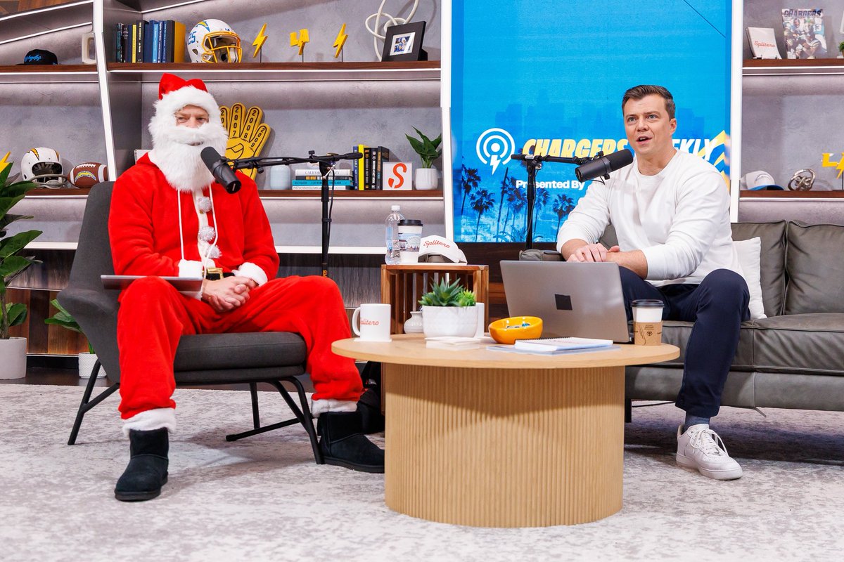 Chris Hayre tweet media