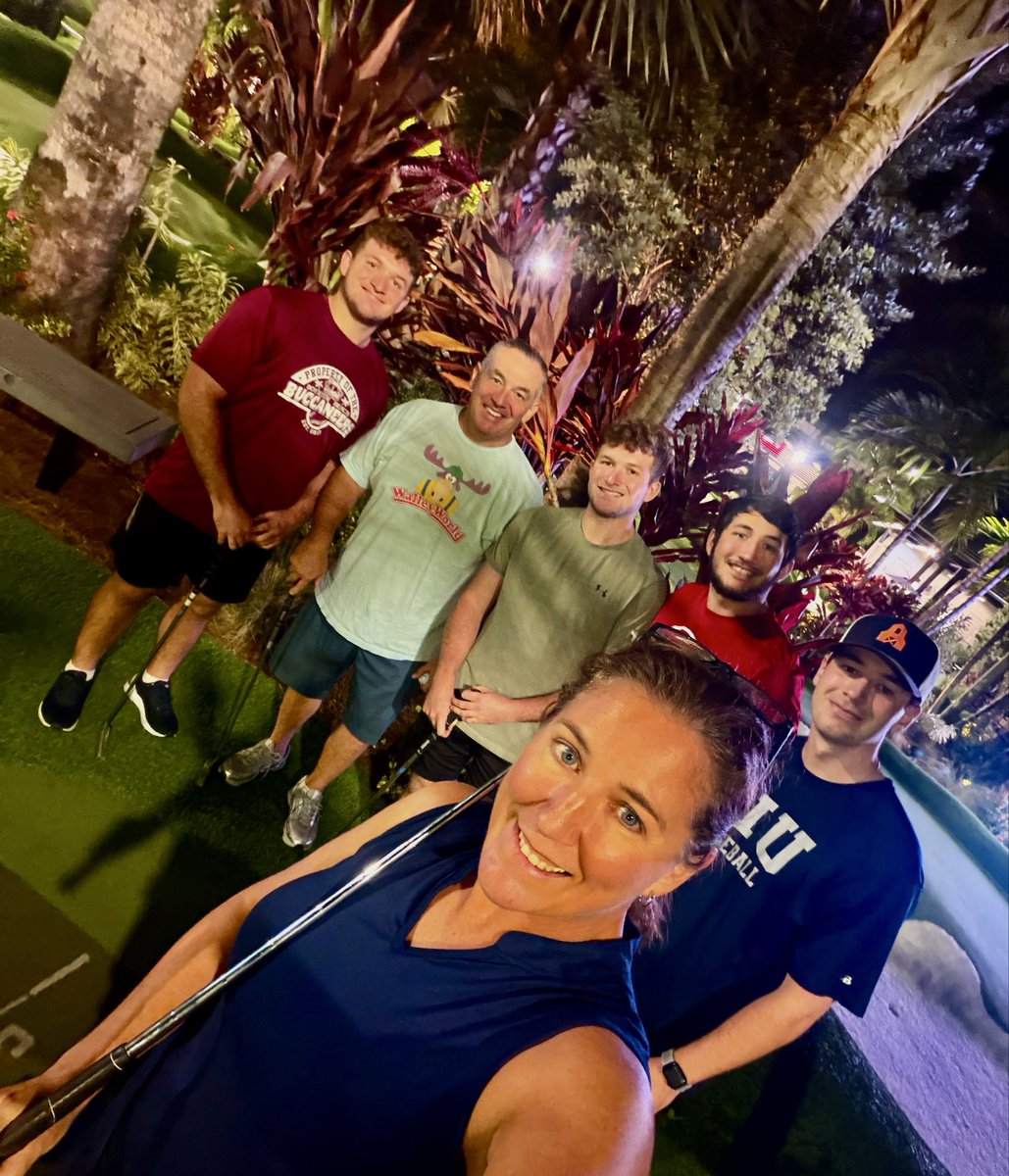 Jenny Bellantoni tweet media