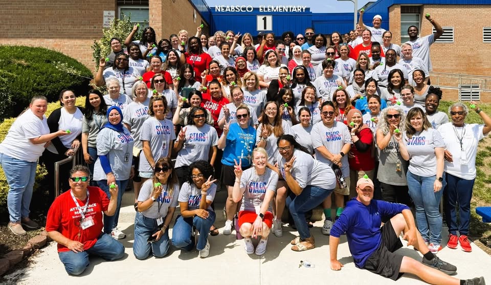 Passionate about education? Ready to lead with enthusiasm? We're hiring a Principal for Neabsco Elementary School. Join our community and make a difference today! 

Apply NOW! jobs.pwcs.edu/workspace/wSpa…

#YouBelongHere!