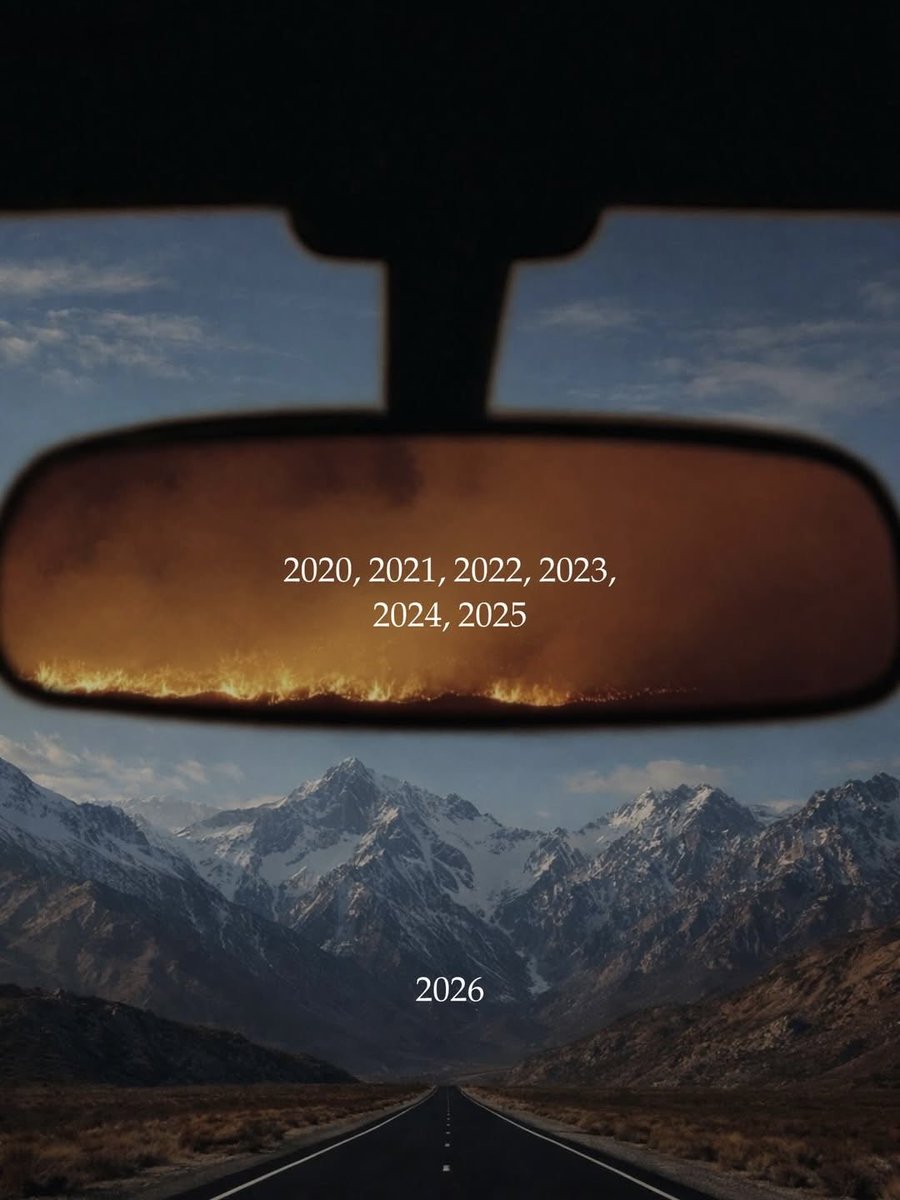 aestheticsguyy's tweet image. Leaving the fire behind 🔥