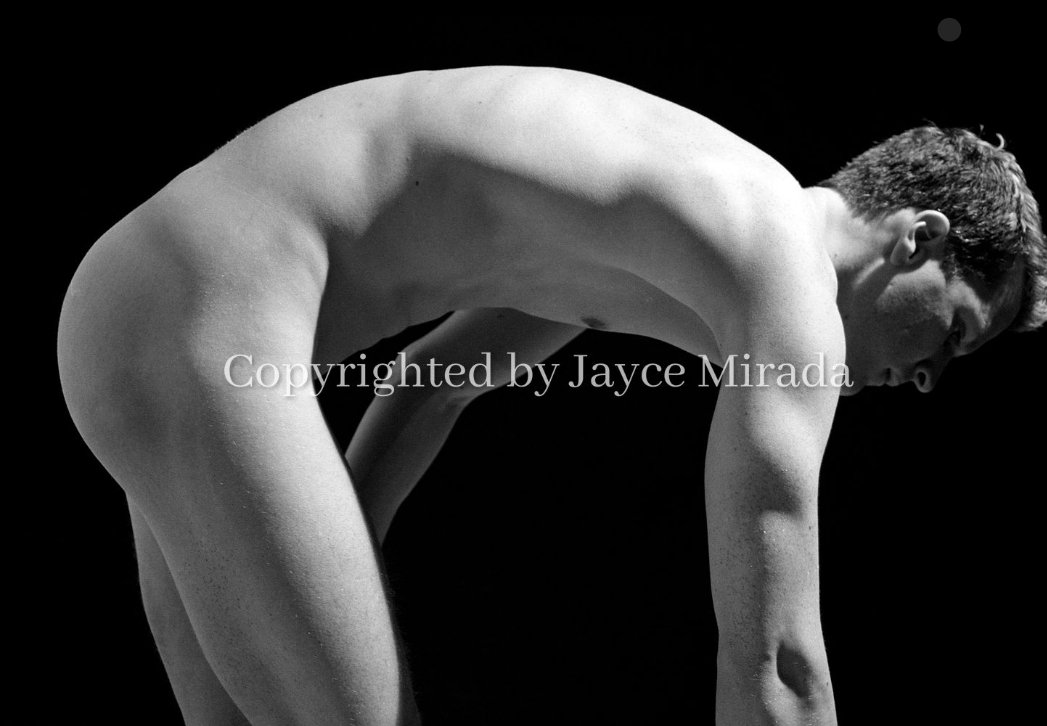 JayceM81745's tweet photo. MT40400 - Nude Body Arch
Jayce Mirada's Artistic Nude Gallery 
https://t.co/XzYUfsIGXC https://t.co/oqxqBDh6JK