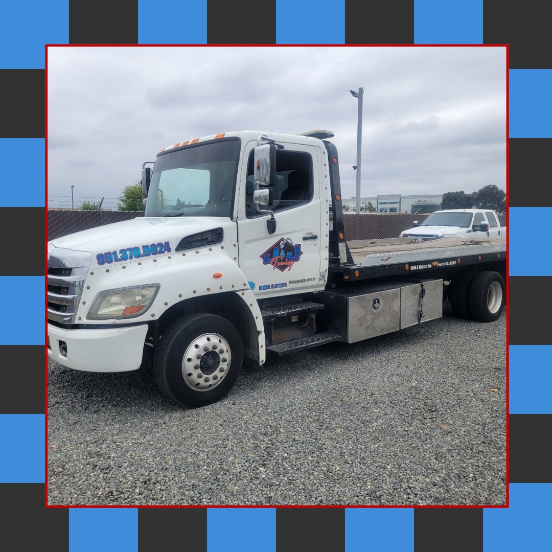 JJTowing3's tweet photo. Whether it's late at night or early in the morning, our 24-hour towing services are ready to respond. Don't get stranded—call us now! #24HourTowingService
https://t.co/ZkBAk8uxAl https://t.co/cQrItKDeQy
