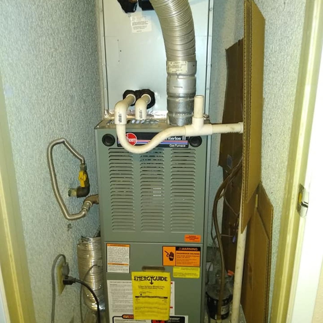 Southbayhvac24's tweet image. Your heating furnace is at the heart of winter comfort, and we're here to keep it running its best. Don't wait until it fails—schedule service with us today to keep your home cozy. #HeatingFurnace
chulavistaacrepair.com/contact