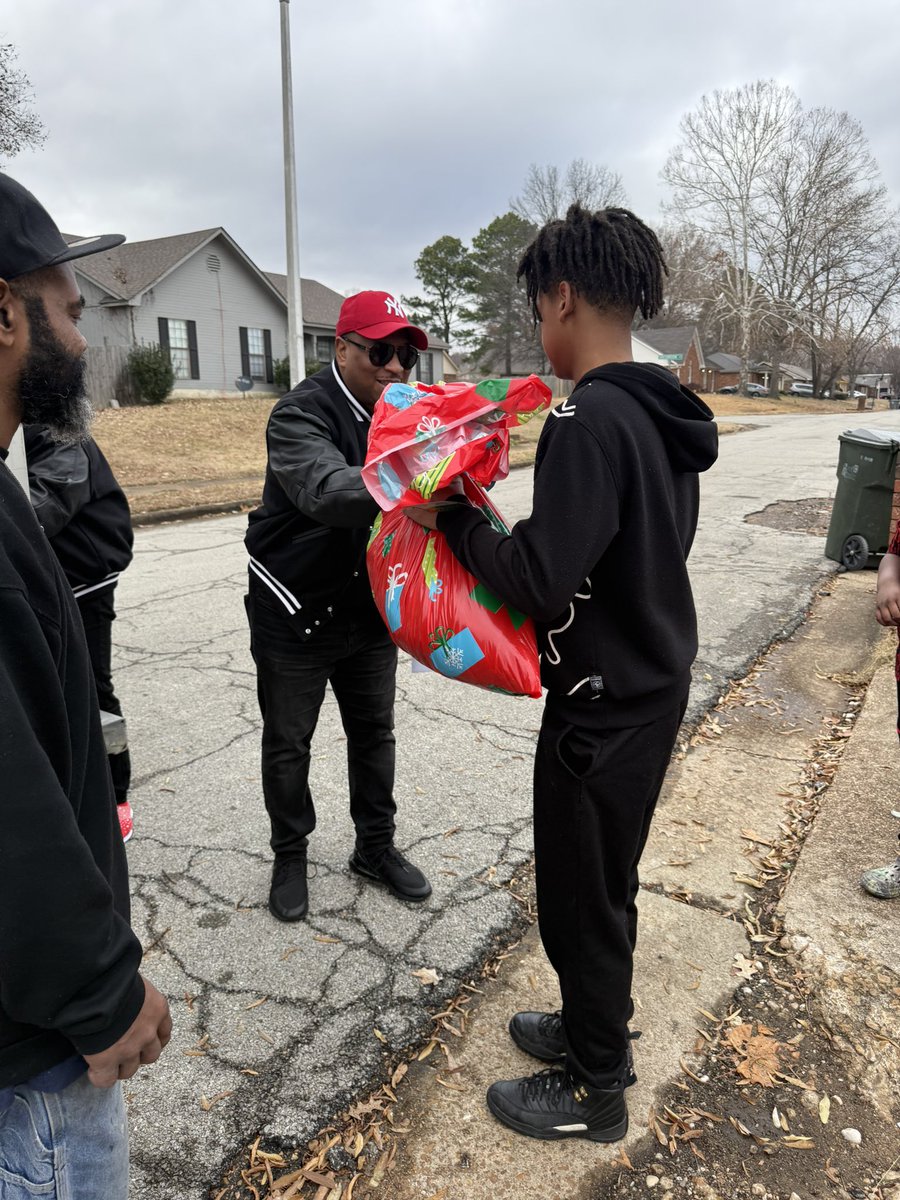 Dr. Joris M. Ray tweet media