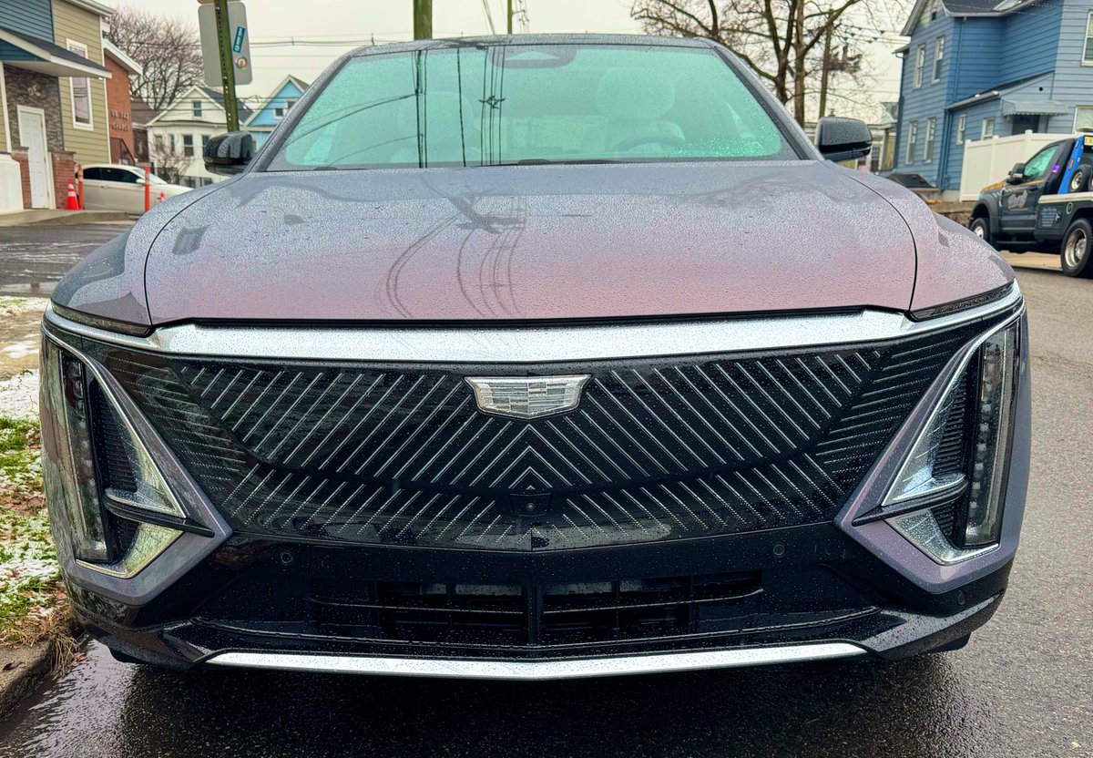 PrimitiveAK 🇯🇲 tweet media