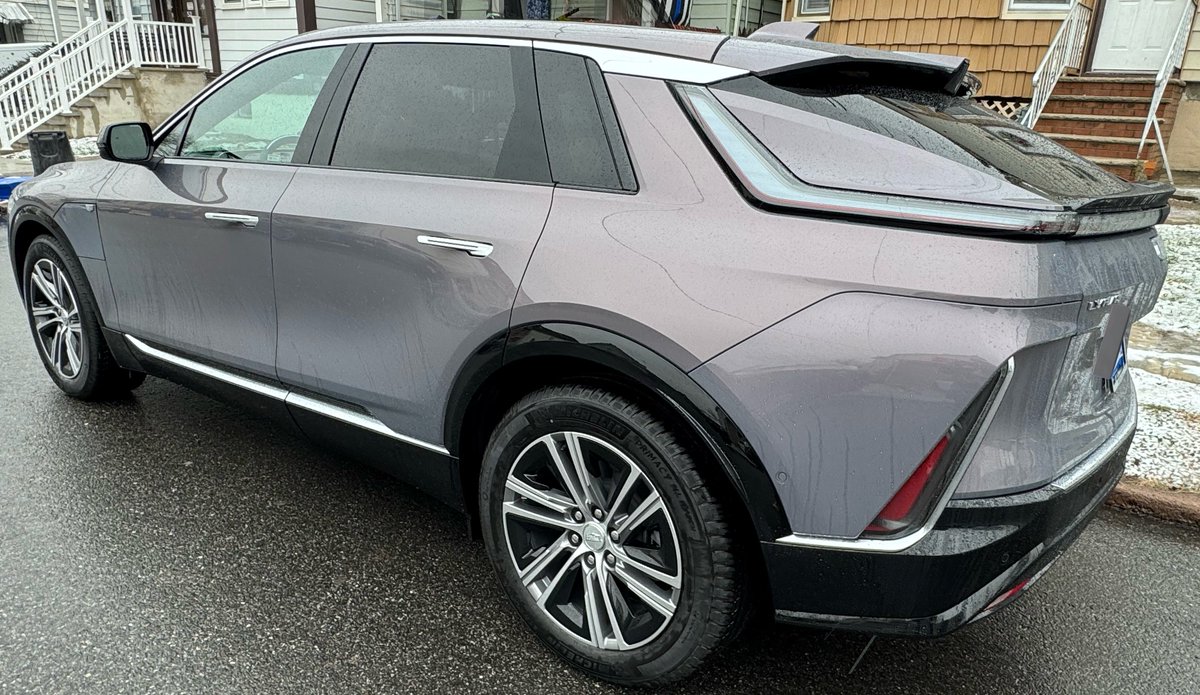 PrimitiveAK 🇯🇲 tweet media