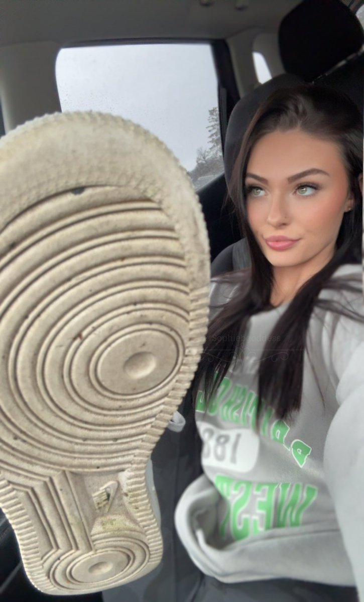 SophiebGoddess's tweet image. Open your mouth bitch boy