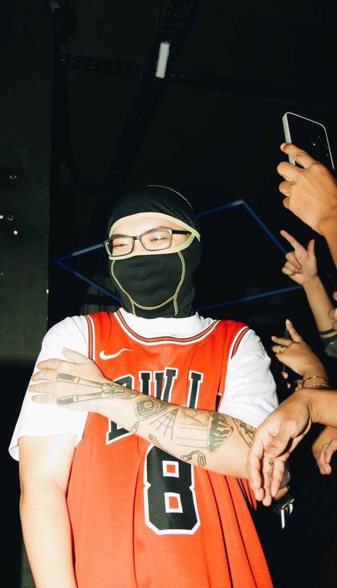 mateusobased's tweet image. pumapjl é o pior artista do século.

maluco foi desenvolvido em laboratório pra agradar playboy que “ouve rap sujo pra limpar a mente”…

sinceramente? o maior artista mid desde a existência do mf doom.