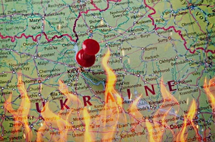 MarielaHec's tweet image. Kievi në terr!
#ukraine #kiev #dark #NoElectricity #russia #attack 
mast.al/2025/12/23/sul…