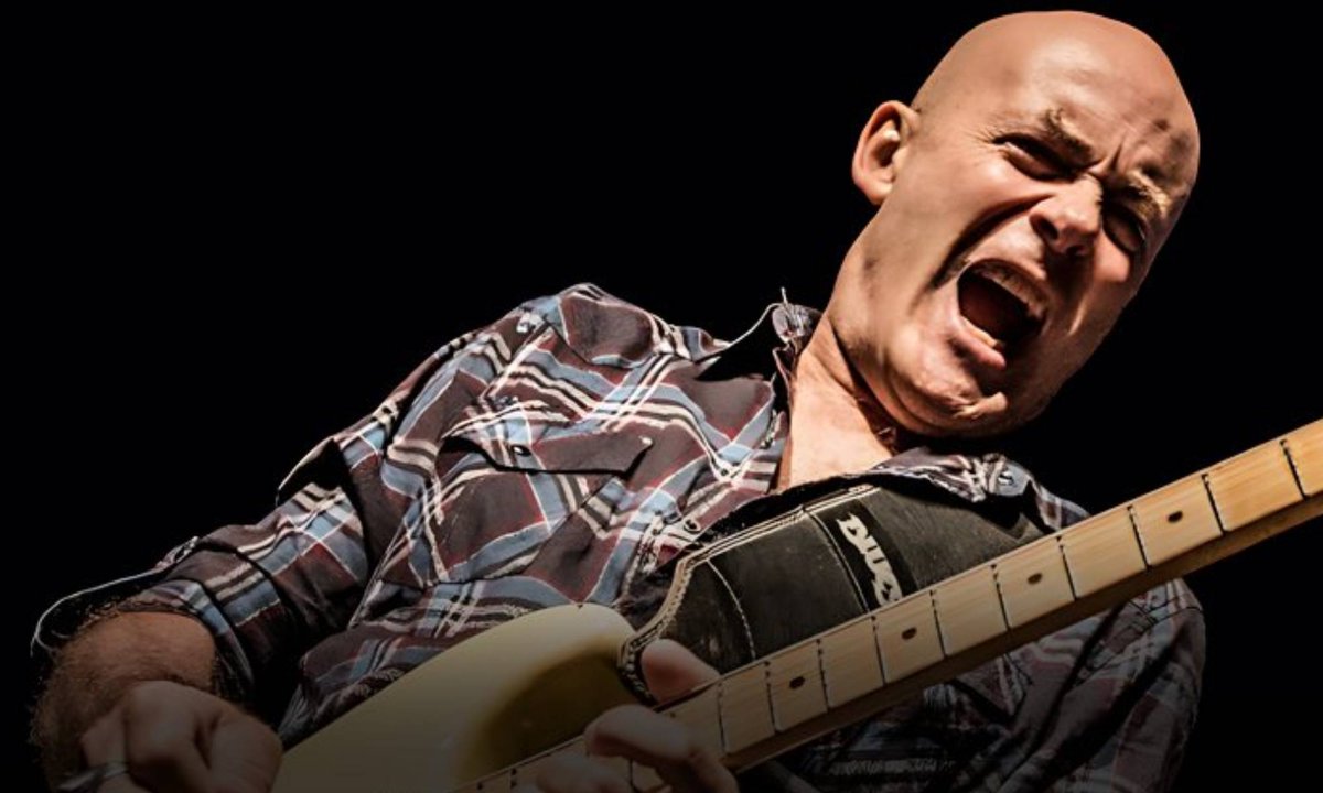 JAF vuelve a la calle Corrientes
<a href="/jafoficial/">JAF - Juan Antonio Ferreyra</a> 
#jaf #teatropremier #musicmansion #musicamansionbypremier #show #showenvivo #concierto #conciertos #ambientecomar #musicaenvivo
ambiente.com.ar/2025/12/23/jaf…