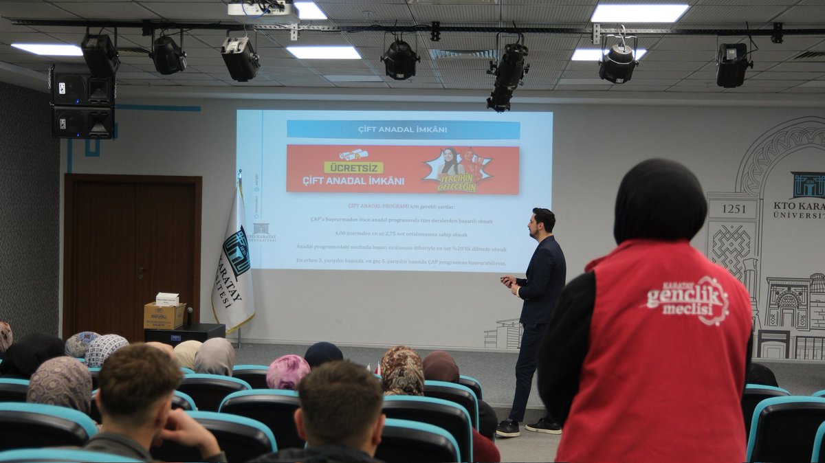 Amfideki Liseli programımız kapsamında, İsmil Anadolu İmam Hatip Lisesi 12. sınıf öğrencilerimizle birlikte Sağlık Bilimleri ve Mühendislik Fakülteleri ile Psikoloji Bölümü’nü ziyaret ederek bölümler hakkında detaylı bilgiler edindik.
Tüm öğrencilerimize başarılar diliyoruz.