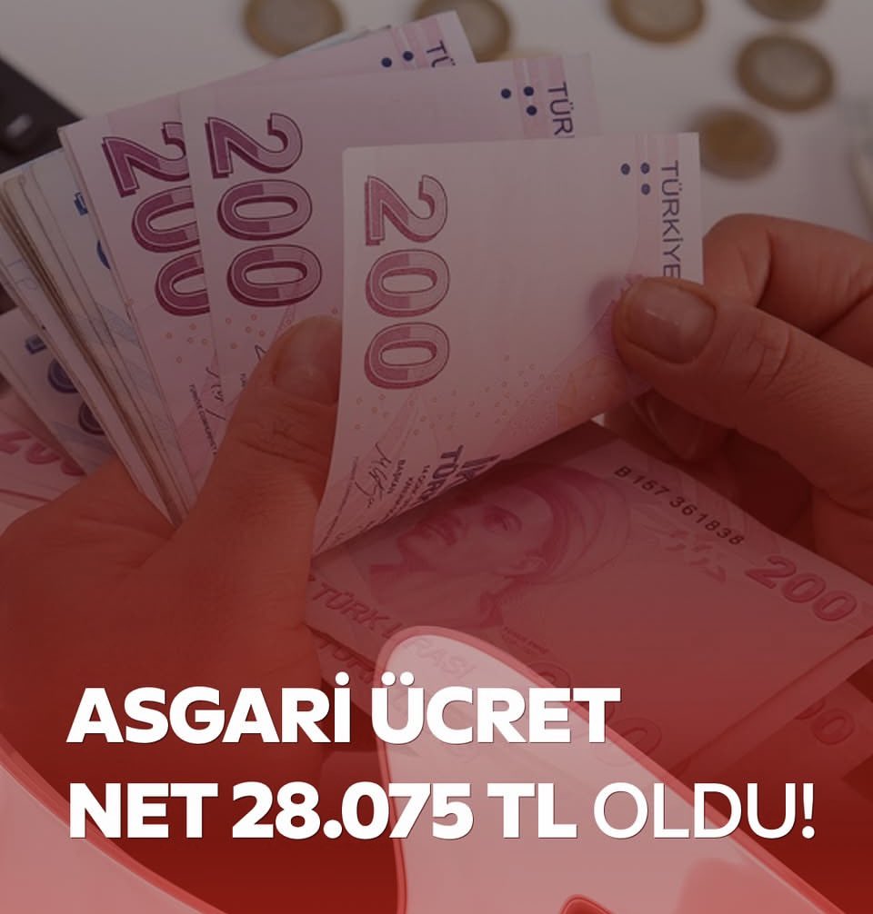 kursat_2525's tweet photo. Adaletin terazisi şaşarsa, vicdan da susar.

Asgari ücret 28.075 TL,
kira 25.000 TL…

Bu düzeni halka layık görüp 229.000 TL maaş alanlar iyi dinlesin:
Emeğin ekmeğe yetmediği yerde bunun adı ekonomi değil,
açık bir vicdan ve adalet iflasıdır.
 #asgariücret https://t.co/bSvi4edtN6