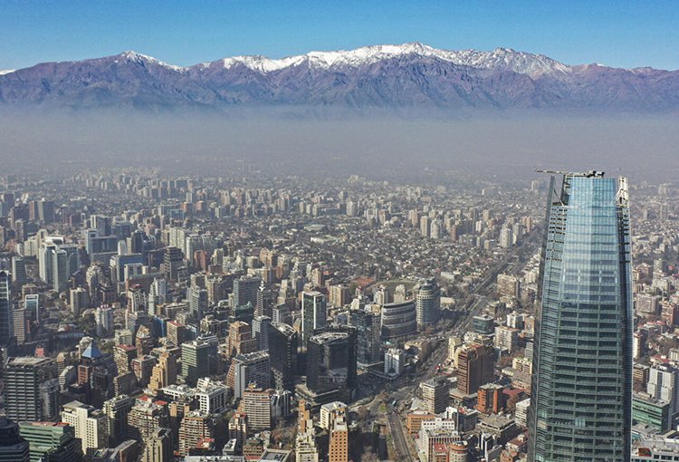 Ministros aprueban nueva norma de calidad del aire más exigente para material particulado fino: máximos de 15 µg/m³ como promedio anual y 38 µg/m³ como valor diario, alineándose con las recomendaciones de la OMS. 
Los detalles en: n9.cl/gngio