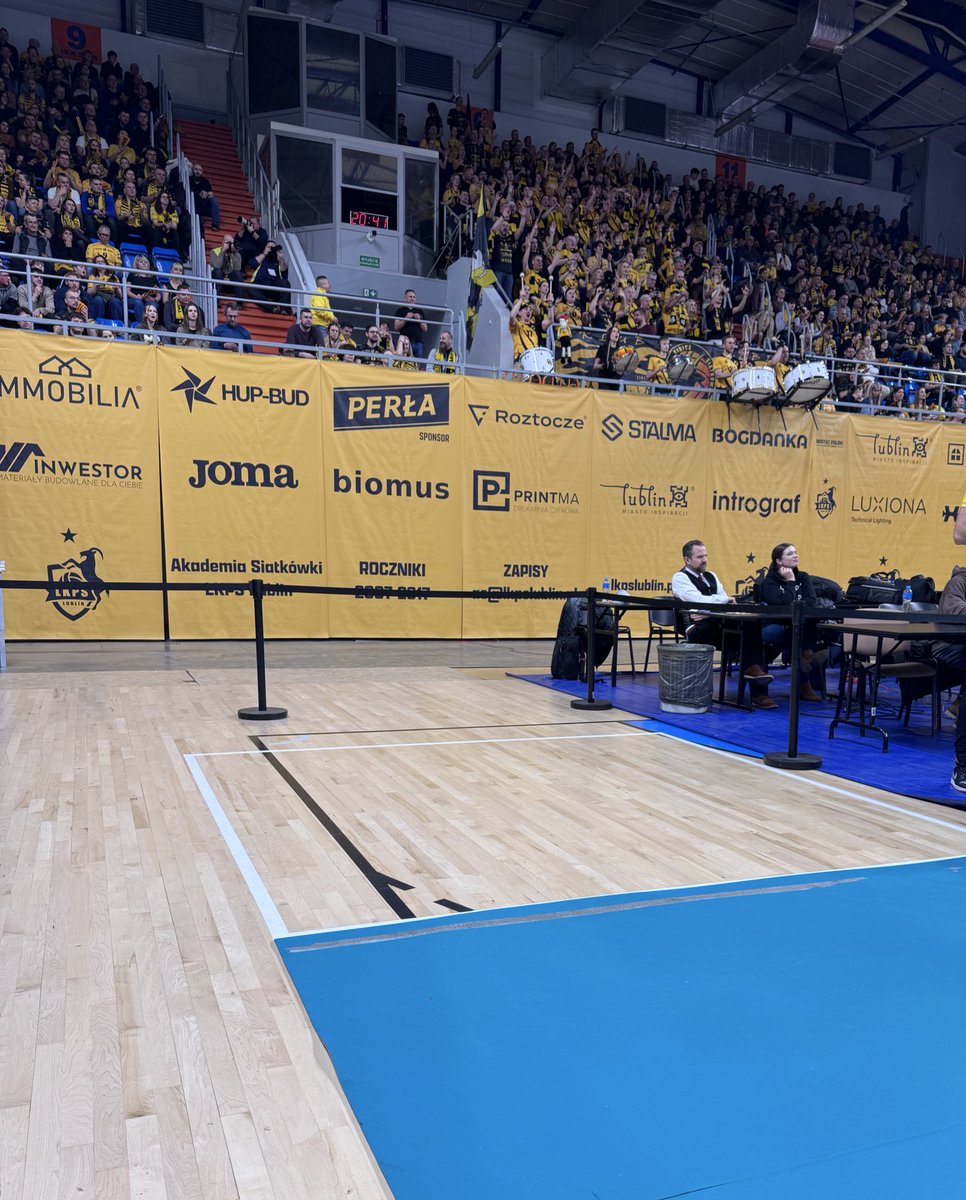 ATMOSFERKA W KWADRACIE! 🙌

#PlusLiga #LUBWAR