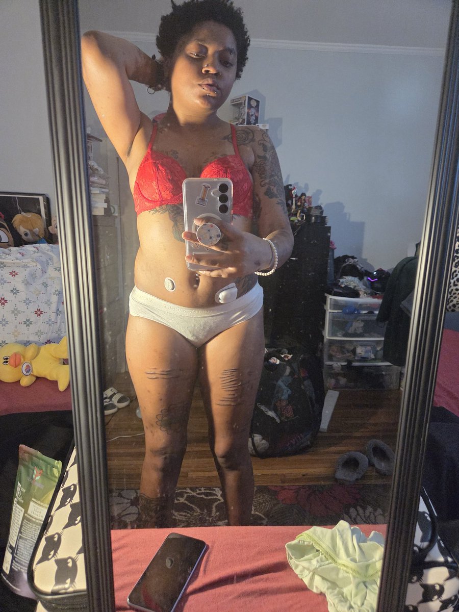I love these basic pics , wbu? Also why haven't you shopped me ? Don't be shy tehehehe 🧡✨️