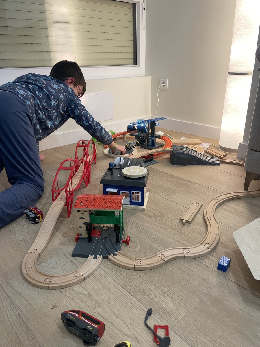 ¡Ya llegó la Navidad!
Primer días de vacaciones y ya tenemos circulando los primeros trenes