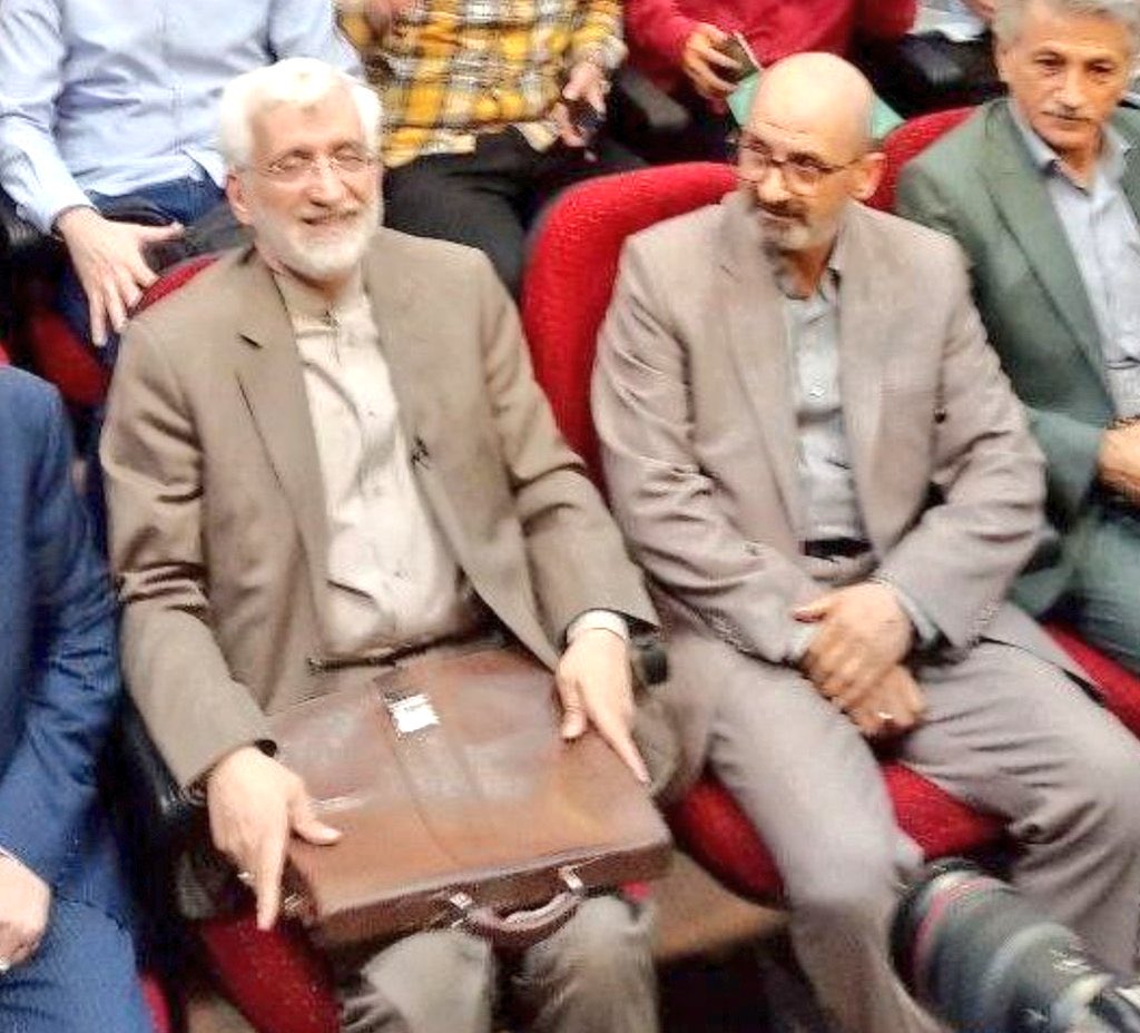 دولت تکلیفش را تا عید بابت #فیلترینگ روشن کند !!
باج دادن به این دو !
یعنی پایمالی حق ۹۰ میلیون نفر!