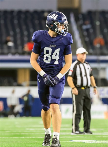 LukePeace_84's tweet image. Some more pictures from the 5A D1 state championship game.
@SV_Rangers @dctf @_RL_Martin @BDammone @JButler_210 @StarStatePreps @iam_alinedouard @PrepRedzoneTX