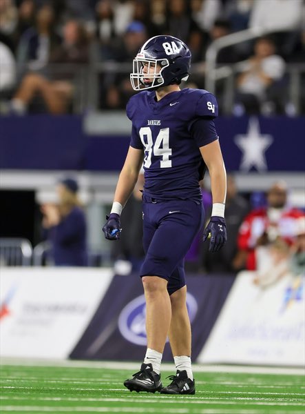 LukePeace_84's tweet image. Some more pictures from the 5A D1 state championship game.
@SV_Rangers @dctf @_RL_Martin @BDammone @JButler_210 @StarStatePreps @iam_alinedouard @PrepRedzoneTX