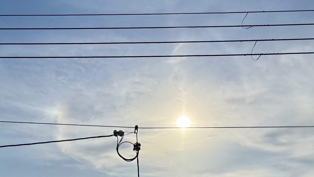 昨日のお空です♬︎♡
左幻日♬︎♡