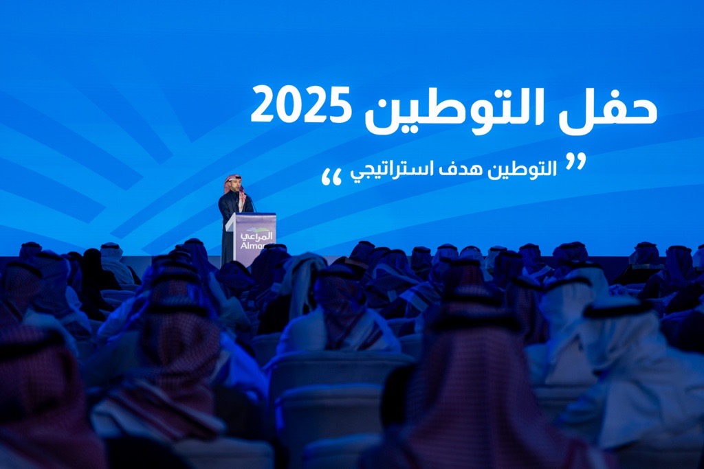 تحت شعار "التوطين هدفٌ استراتيجي"، أقيم حفل #المراعي السنوي للتوطين للاحتفاء بإنجازات برامج تطوير الكفاءات الوطنية وتكريم شركاء النجاح. يأتي ذلك التزاماً بتمكين الكوادر السعودية وبناء مسارات مهنية واعدة تساهم في دفع عجلة الصناعة الوطنية وتعزيز دورها الاقتصادي.