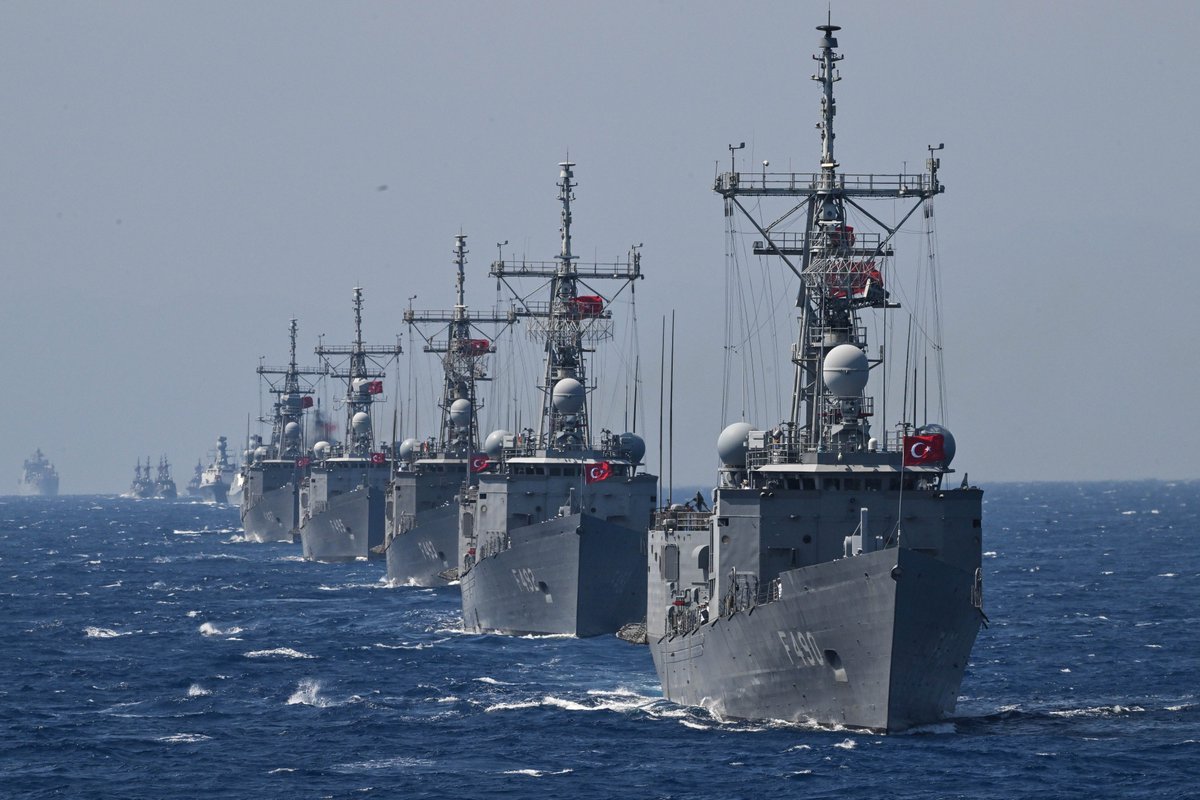 🔴The Jerusalem Post gazetesi:

İsrail için sekizinci ve en tehlikeli cephe: Türkiye!

Netanyahu'nun ittifak arayışı boşuna değil, Türk donanması İsrail'i kuşatacak çapta.