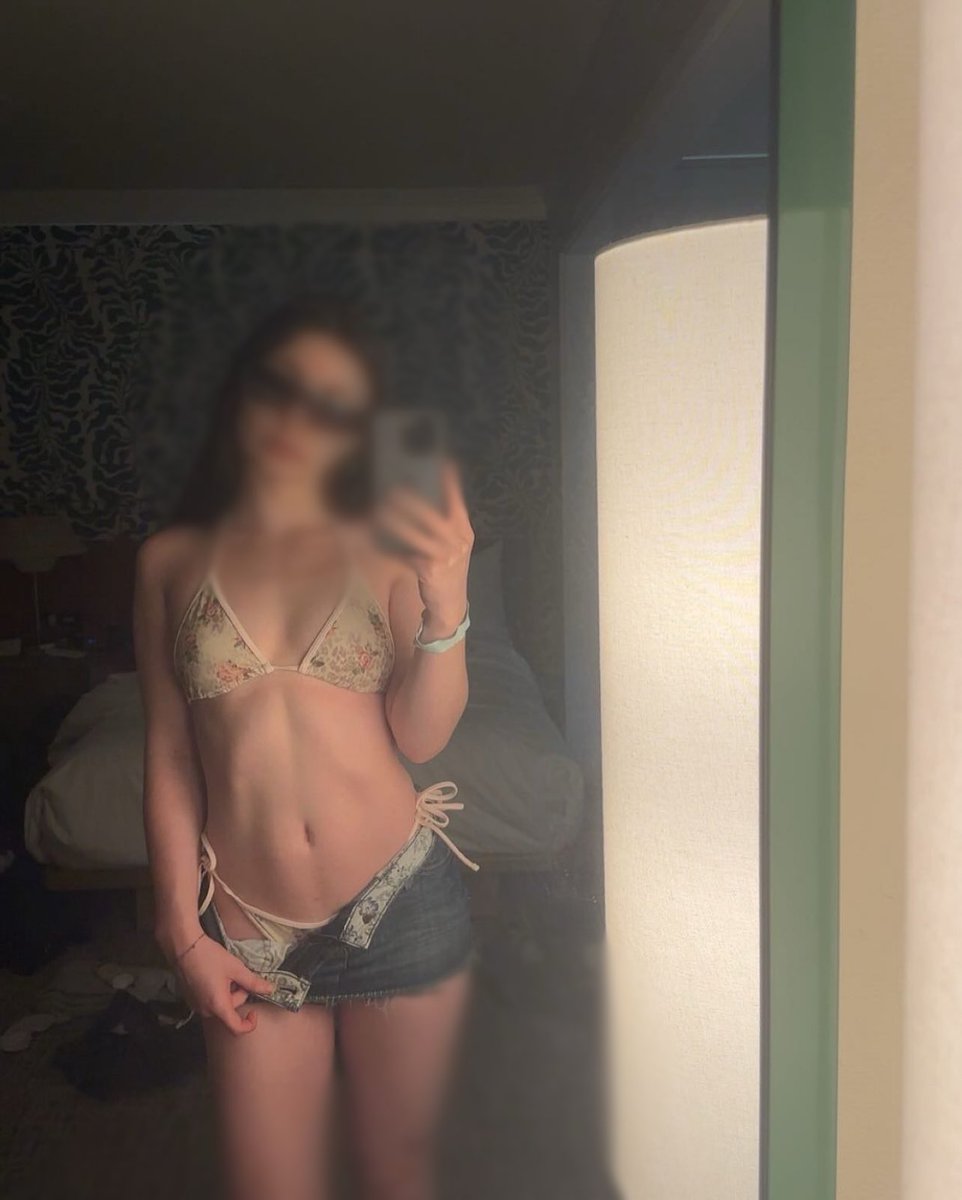 draqulasslut's tweet photo. hai #nsfwtwt i missed u 

kinda </3 https://t.co/lBAs0MtvzB