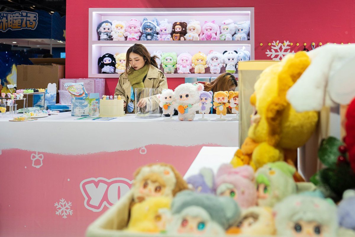 “I love their quirky designs, and their faces are super cute.” 🧸

#Designertoys, plushies, and collectibles are booming with China’s #GenZ, who often find personal enjoyment and an emotional escape through the toys.

TWOC stopped by the 2025 #Beijing International Art &amp; Design