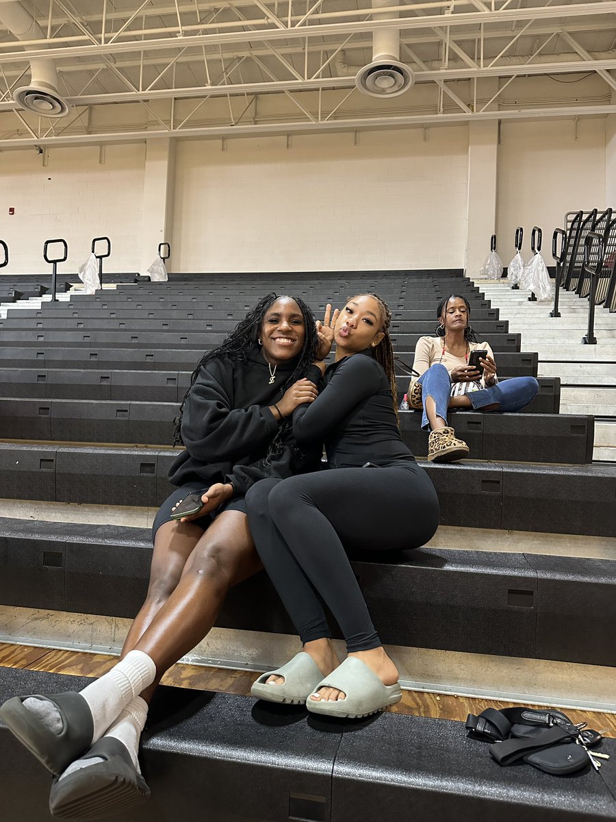 Wagner Girls BBall tweet media