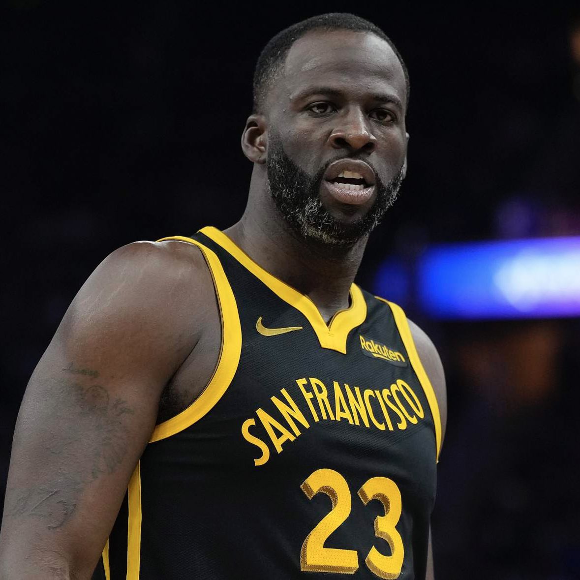 TheNBACentel's tweet image. Steve Kerr on Draymond Green:

“He’s an angry man. At some point, you gotta stop coaching and start tranquilizing.”

(Via @ESPMNBA)