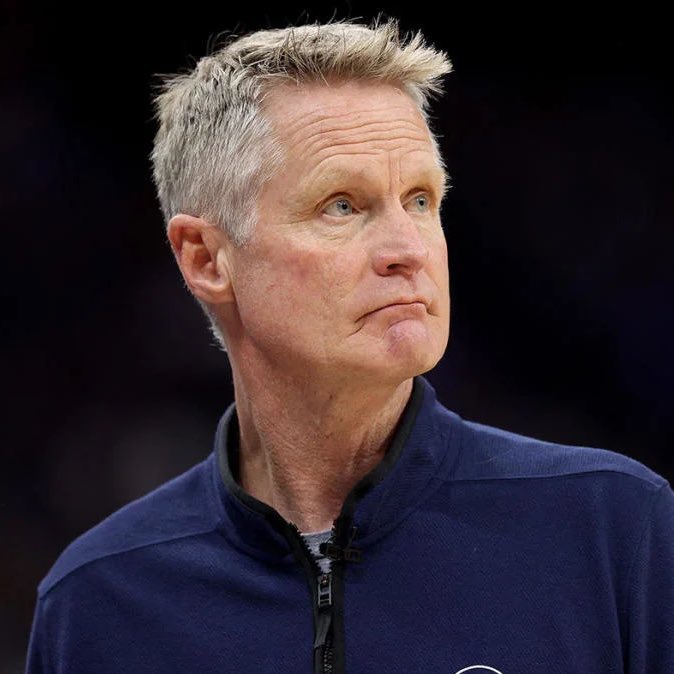 TheNBACentel's tweet image. Steve Kerr on Draymond Green:

“He’s an angry man. At some point, you gotta stop coaching and start tranquilizing.”

(Via @ESPMNBA)