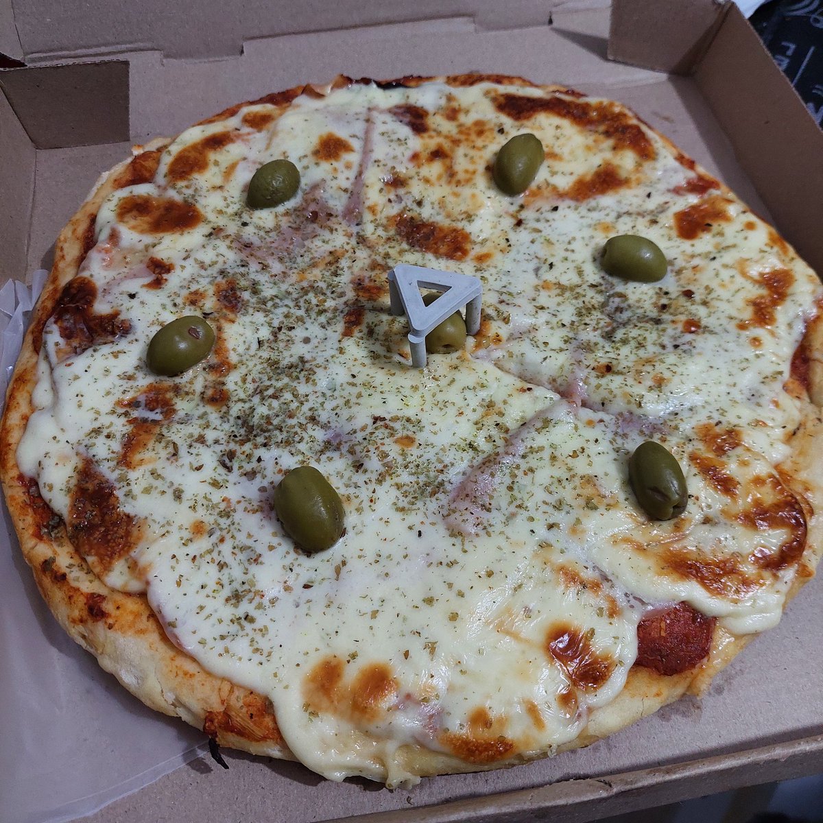 GallinaCossmica's tweet image. Que rica que estaba la concha de mi tiaa 😭