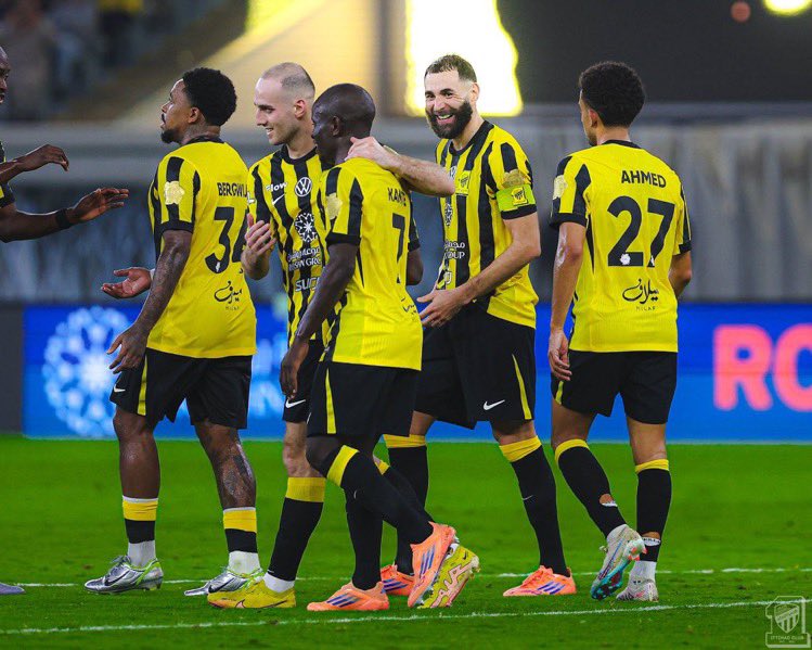 المدرج الذهبي - Almodrj tweet media