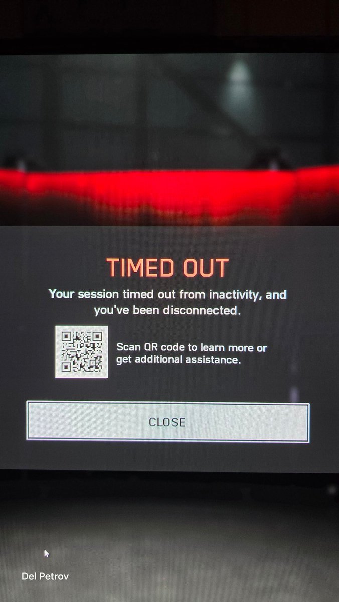 lostbrudis's tweet photo. Literally midfight going for top 10 in redsec. If your Server crashed say your Server crashed. https://t.co/e169ocPLog